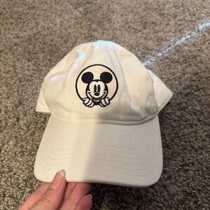 Disney White Mickey Mouse Hat